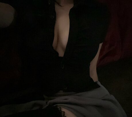 フィンドムオンリーファンズ セクシー ギャラリー