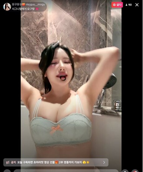 乱交OnlyFans 美しい裸 写真