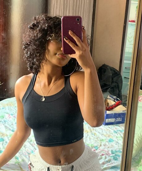 アマチュアOnlyFans セクシーxxx 画像