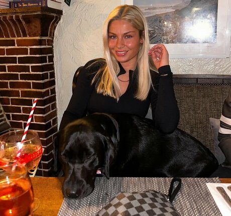 mollymercedes かわいいスター ギャラリー