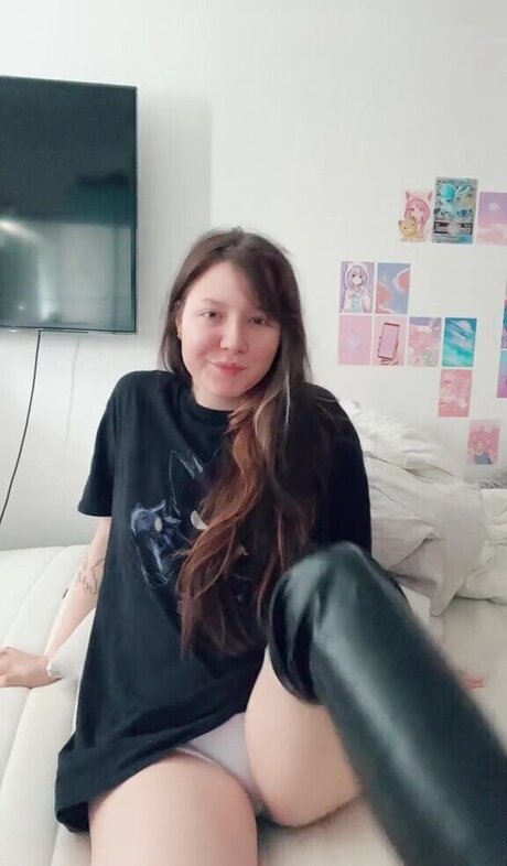 曲線美の赤毛OnlyFans アート裸 アーカイブ