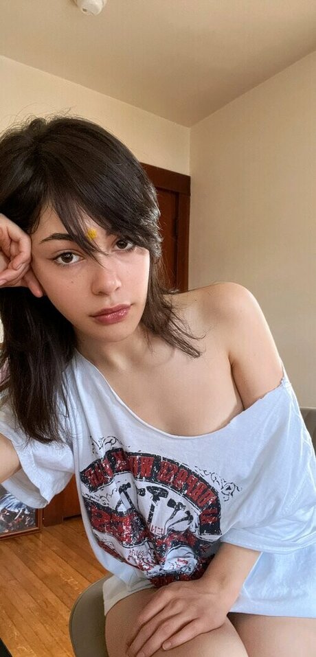 アーミーガールズオンリーファン ヌード 写真