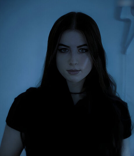 Kennt Sie jemand_ アート女優 写真