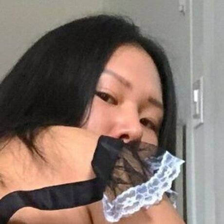 そばかすOnlyFans 無料セクシー 画像