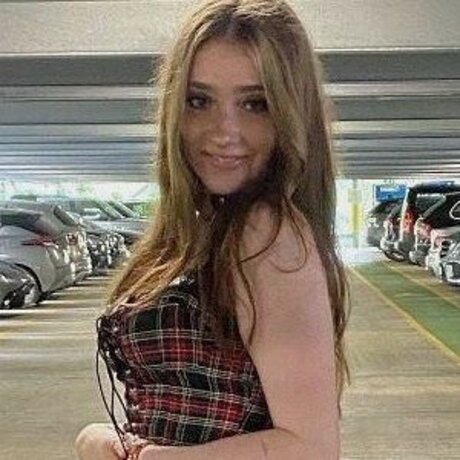 Pixispit ポルノスター セクシー ギャラリー