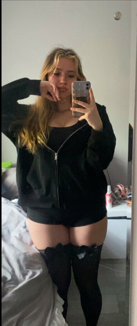 Pixispit 独占女優 画像