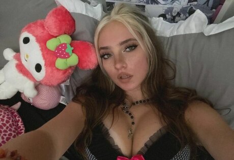 Pixispit トップポルノスター 写真