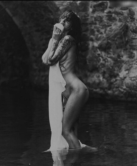 Anny Ink__anny ink_ 裸モデル 写真