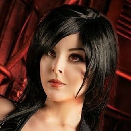 Tifa Cosplay ポルノスター セックス ギャラリー
