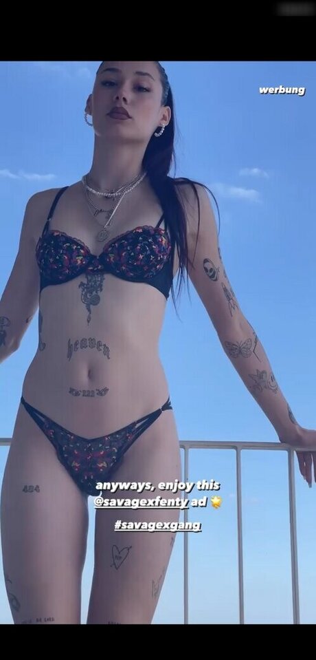 黒檀の小人OnlyFans 無料ヌード 写真