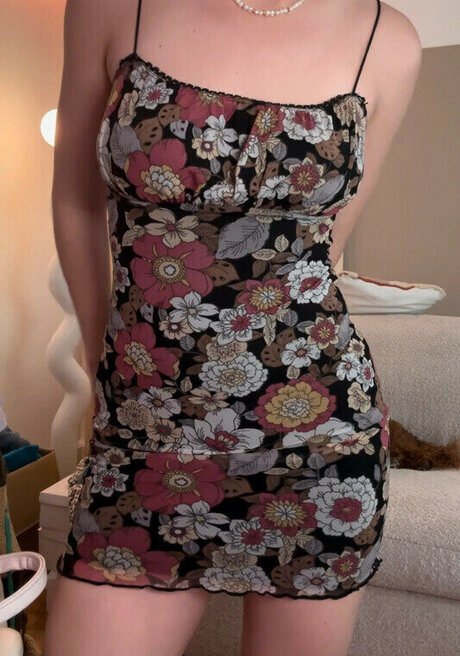 Camille LV ヌードモデル 画像