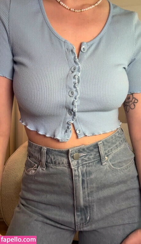 Camille LV ポルノスター アダルト 画像