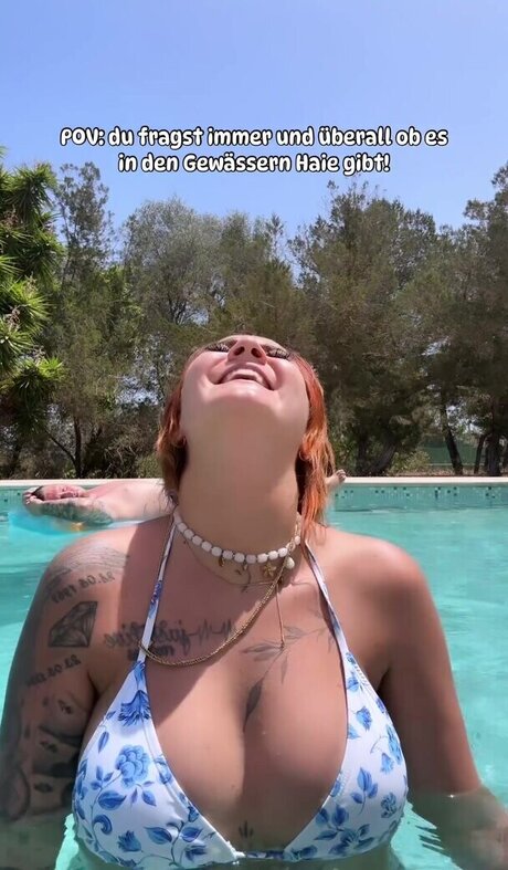 曲線美の裸OnlyFans ベスト 写真