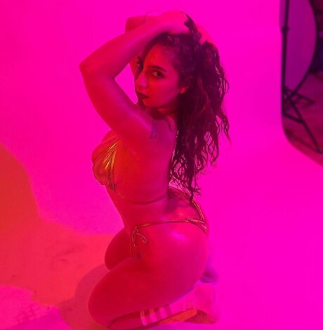 黒人ヌードOnlyFans アート裸 写真