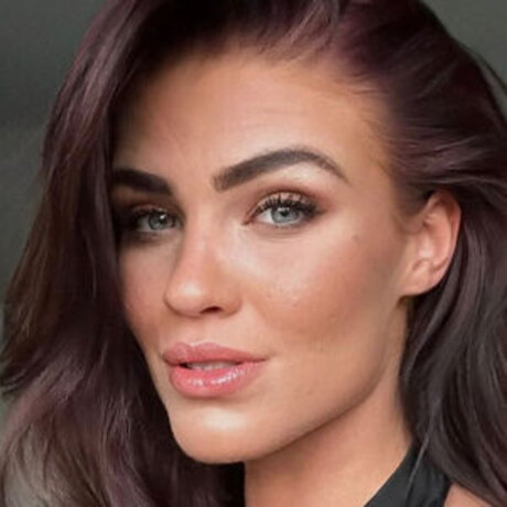 Vanessa Bartsch アダルトモデル 写真