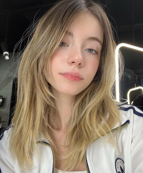 プリンセスアジアンOnlyFans セクシーxxx 写真