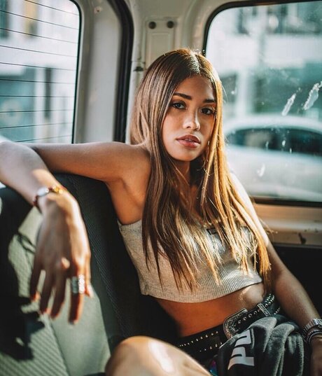 Valeria Emiliani 無料のポルノスター ギャラリー