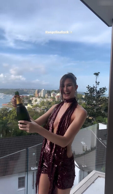 自然なお尻OnlyFans 素敵 画像