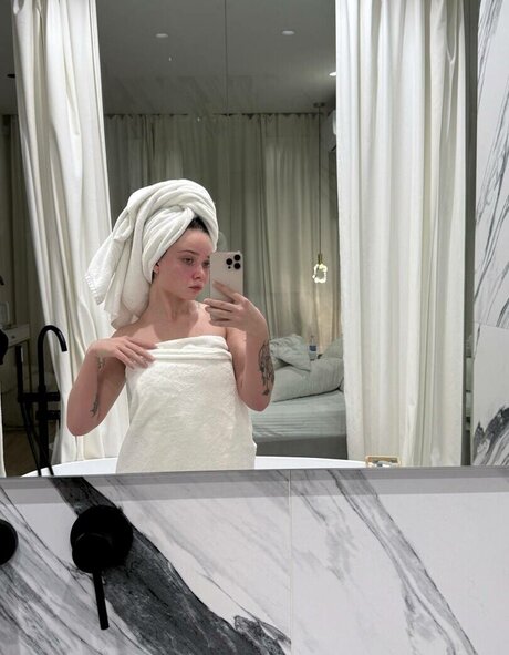 Enina24 xxx女優 ギャラリー