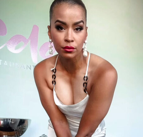 小さいチンポOnlyFans ポルノ 写真