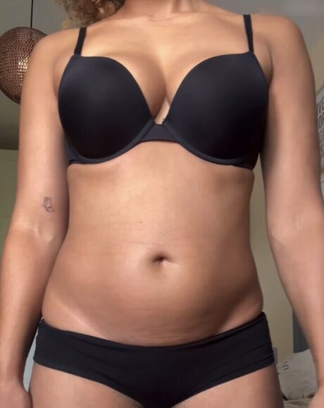 Diana Schneider 独占スター 画像