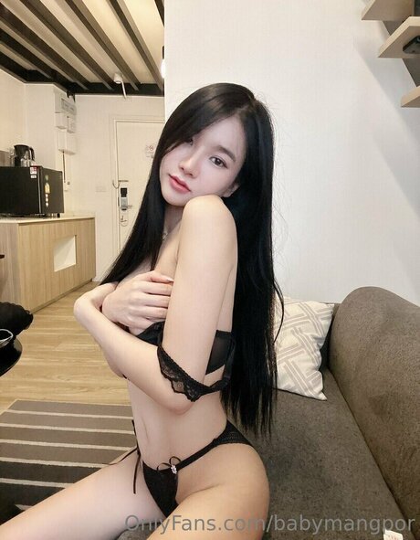 ティーンシーメールOnlyFans セクシーヌード 写真