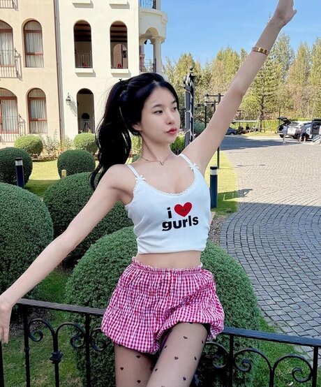 アジアンラテックスOnlyFans 美しいポルノ 写真