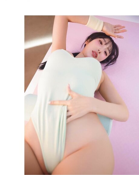 Dayeosin E_ アートモデル 写真