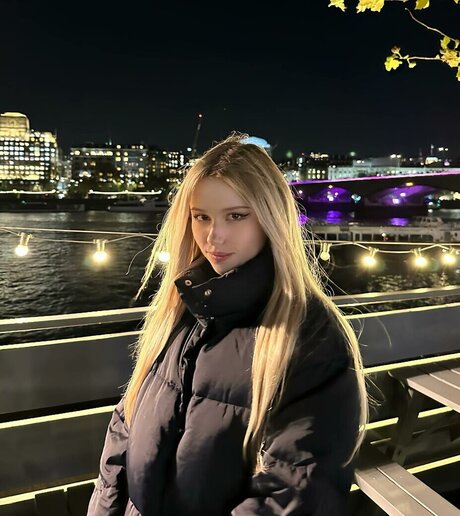 Kitty Mae スターセックス 写真