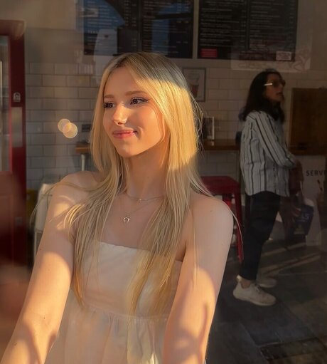 美しいロシアのOnlyFans セックス 画像