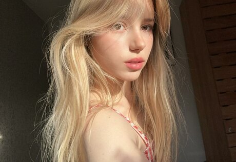 Kitty Mae 完璧なスター 画像