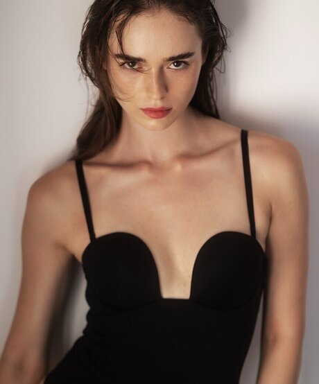 Jadwiga Koc ポルノスター ヌード 写真