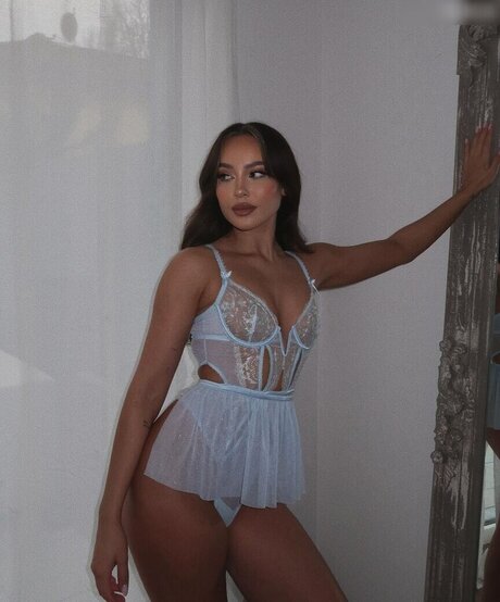 イタリア人熟女OnlyFans HD 写真