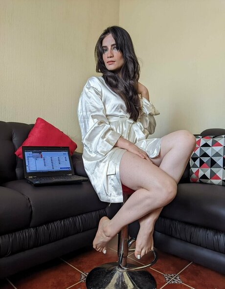 inusualmaria アダルトモデル 画像