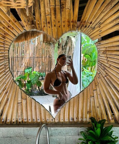 Melissa Ortega Tafjord ヌードモデル 写真