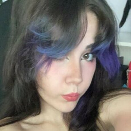 美しいティーンオンリーファン 美しい裸 画像