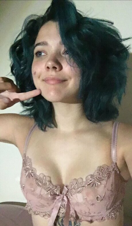 Cam inator セックス女優 写真