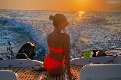 Cheyenne Pahde セクシーなポルノスター 写真