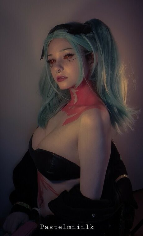 Finnya ポルノスター ヌード 写真