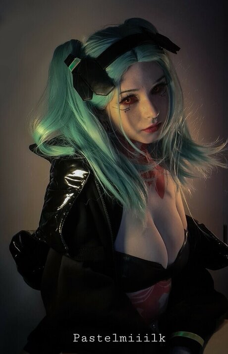 Finnya ポルノスター 写真