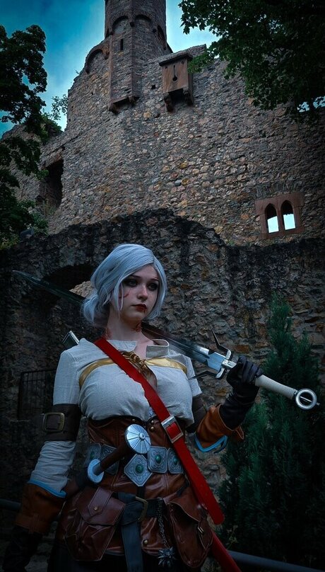 Finnya 裸のポルノスター ギャラリー