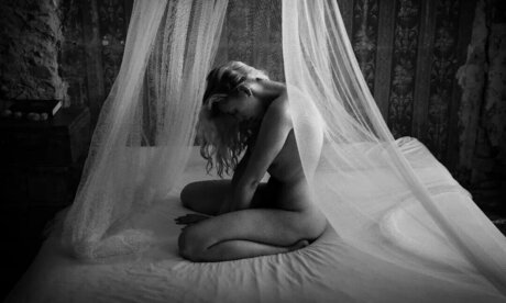 SonjaModel ポルノスター HD 写真