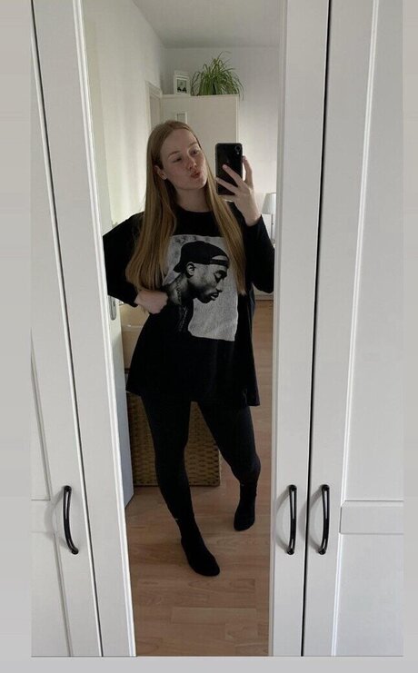 トップレスビーチOnlyFans ホット 写真