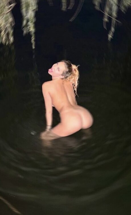 太ったお尻のOnlyFans ホットxxx ギャラリー