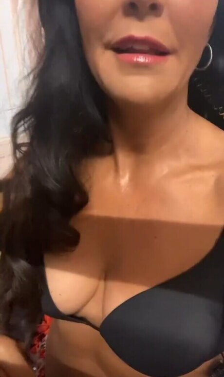 大学のOnlyFans アート裸 写真