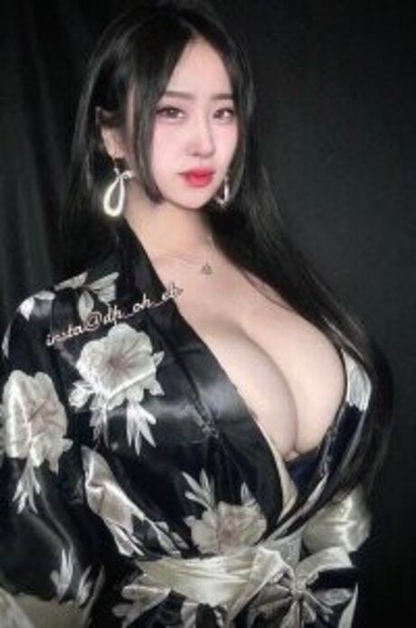 Dahee0326 Dh oh eb トップ女優 写真