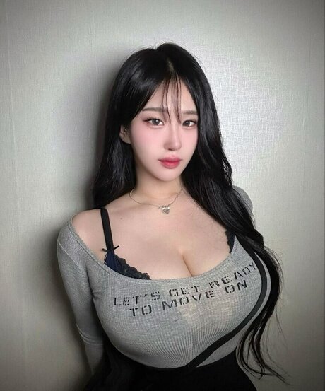 スターティーンオンリーファンズ ホットセックス 写真