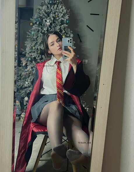 ニューハーフ 熟女 OnlyFans ホット裸 写真