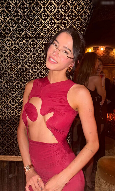 PawgトランスOnlyFans 無料セクシー 写真