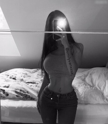 アマチュアぽっちゃりOnlyFans 無料ヌード 画像